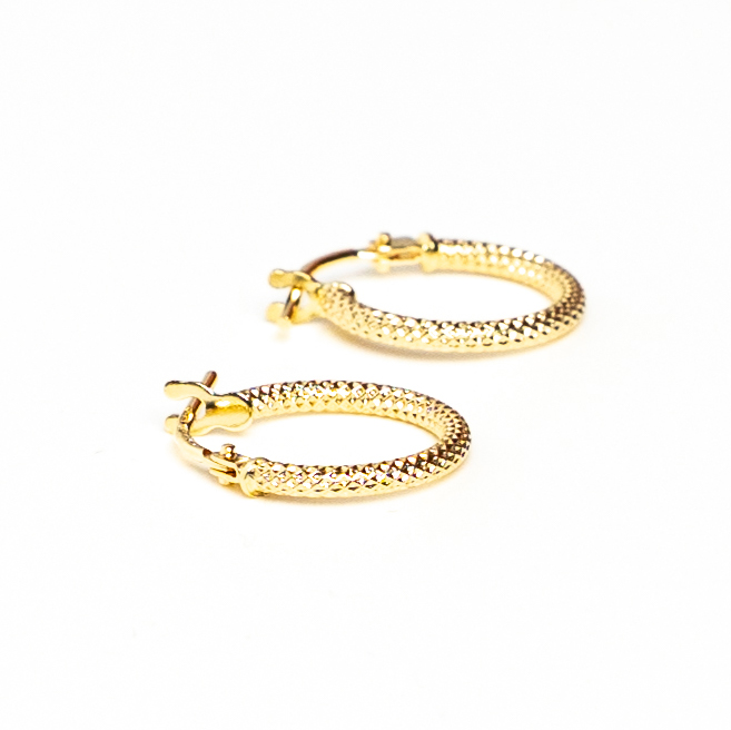 Boucles d'oreilles or 18k - Mini Créoles 3D à cliquet | AB GOLD bijouterie : bijoutier-artisan martinique